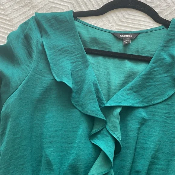 Emerald Green Express Dress - Picture 5 of 5